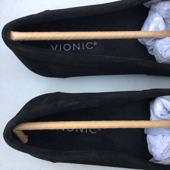 NIB Vionic Montara Suede Loafer Moccasin Flat - Picture 6 of 11